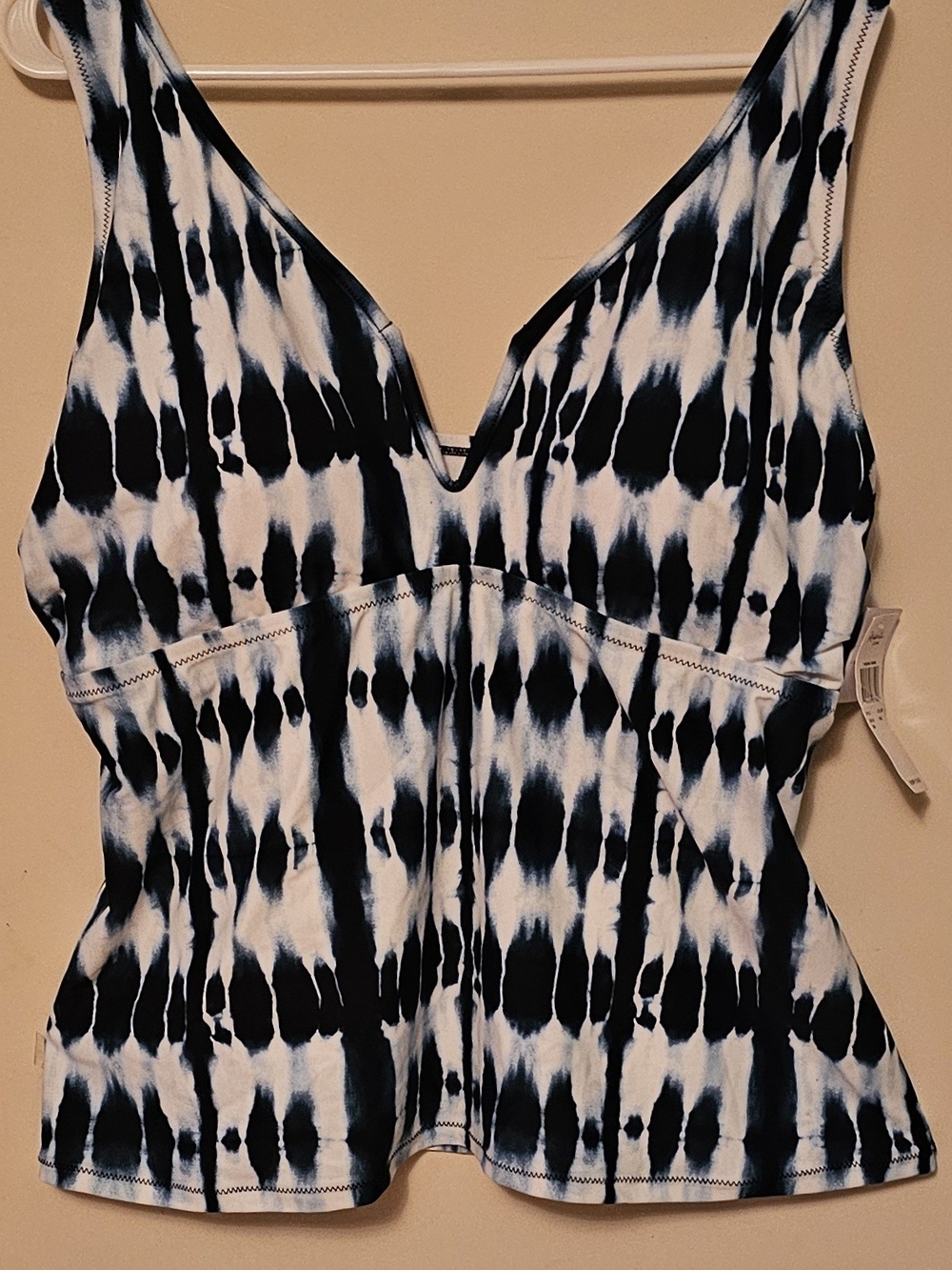 NWT Raisins Tankini Swim Top with Sweetheart Neckline Multi 20W